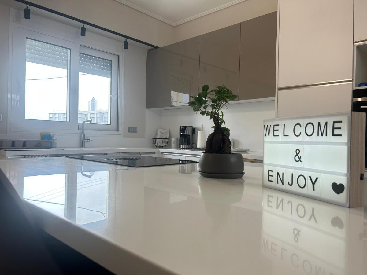 New Minimal Apartment,10' From Athens Airport Spáta Buitenkant foto